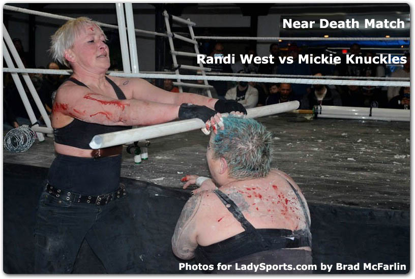 Mickie Knuckles vs Randi West