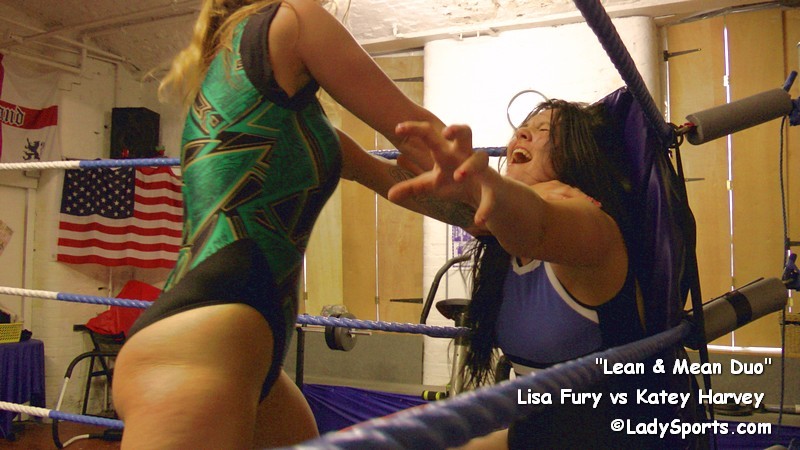 Katey Harvey vs Lisa Fury