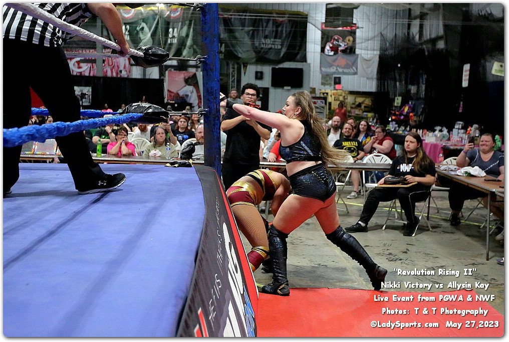 Allysin Kay vs Nikki Victory